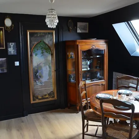 Le Gite Du Sorcier 89 Avallon Buitenkant foto